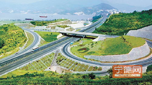 福安境內高速公路收費站目前有7處,落地互通口與不落地的互通樞紐數量位居全省前列