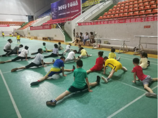 小俠客“摩拳擦掌”備戰省運會