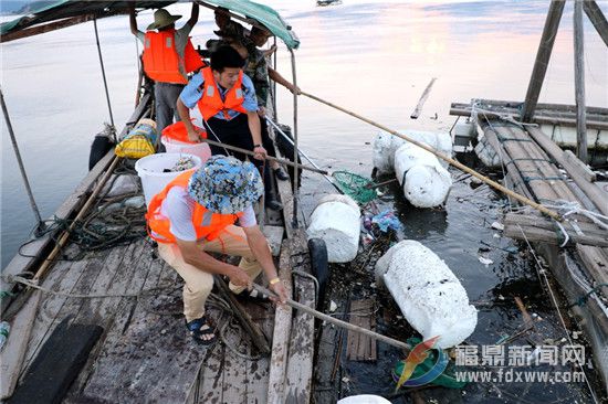 點頭鎮多措并舉展開海上養殖綜合整治宣傳