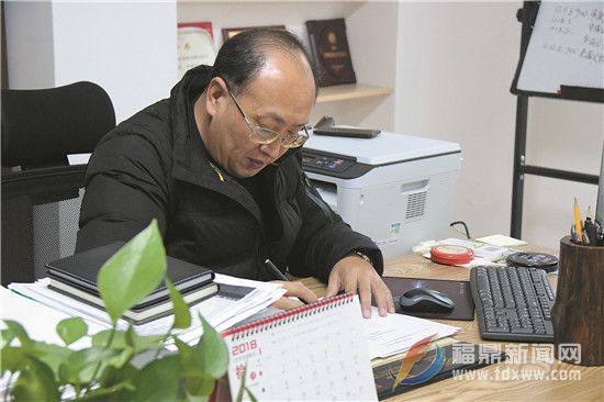 曾鋒：努力為人民發聲