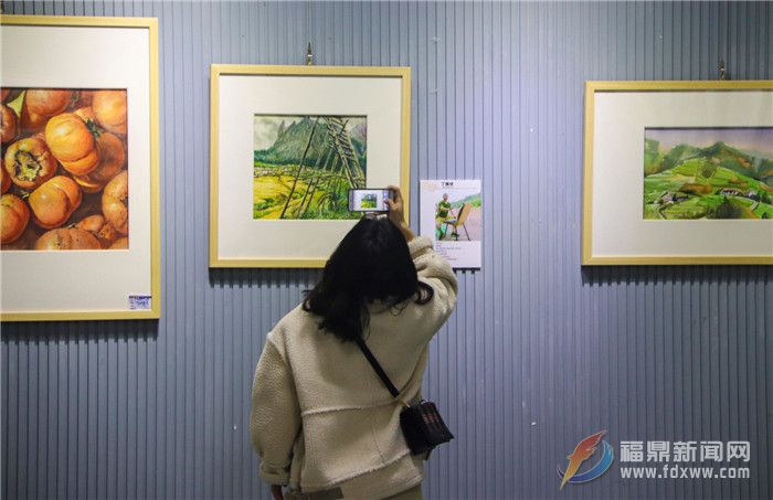 春節期間，水韻華彩?新春水彩畫聯展在市文化館持續展出