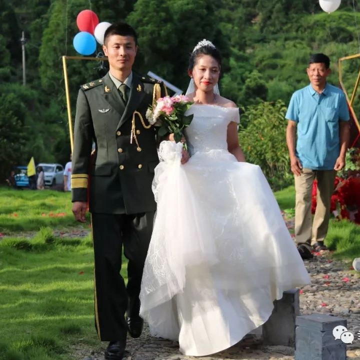 講真！被七夕刷屏一天，只有這場遲到8年的婚禮讓我檸檬酸！