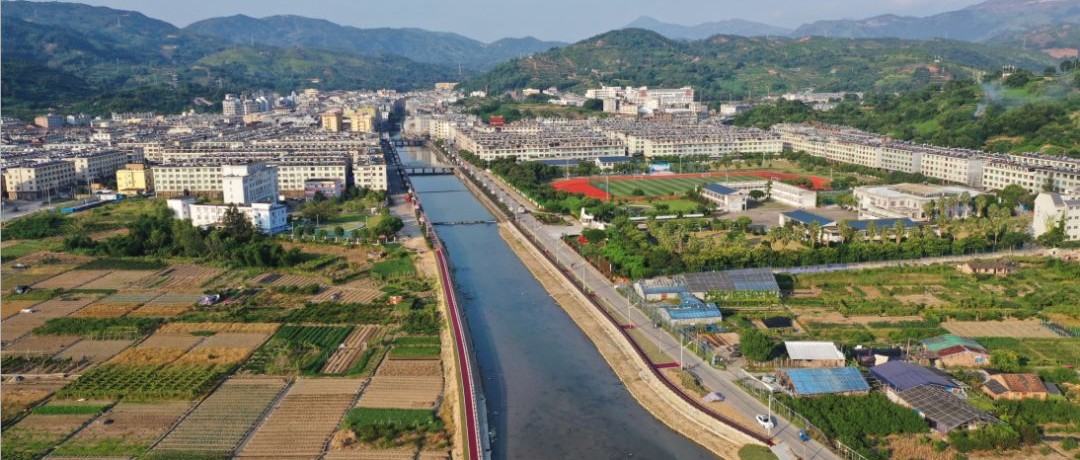 來，左邊跟我一起去前岐，在你右邊看看“新”福東溪~