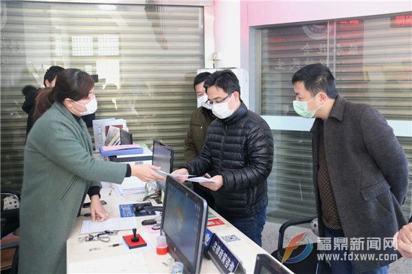 袁華軍檢查督導疫情防控