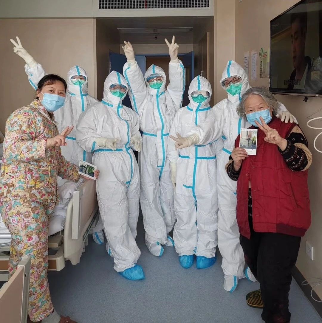 不知不覺，他們已出征整整一個月……