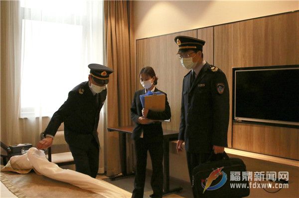 當好衛生“監考官” 做好防疫“指導員”