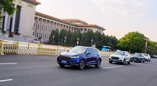 紅旗HS5入選新華網2020全國兩會服務用車