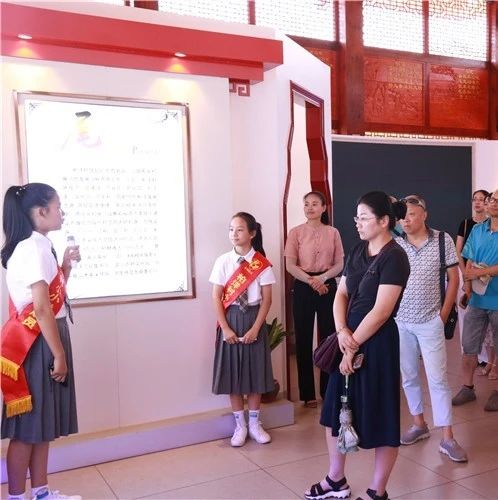 暑假干啥呢？這群柏洋小學生假期里化身講解員！