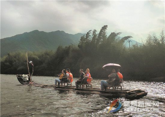 當茶遇水，“沖”出清涼一夏