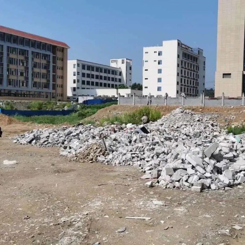 貪圖方便隨意傾倒建筑垃圾，福鼎一運輸公司被罰款3萬元