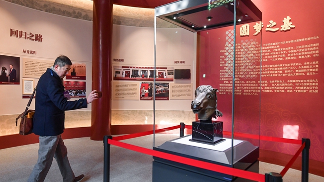 “駿馬”歸園！160年來第一件！