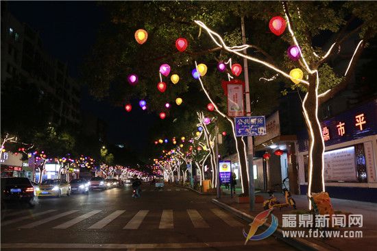 張燈結彩迎春節