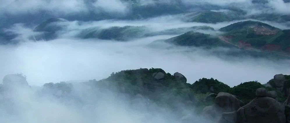 云霧撩仙山，美翻了