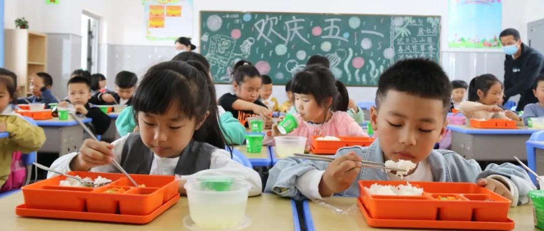 桐南小學海灣校區率先開展課后服務，快來看他們都在干啥