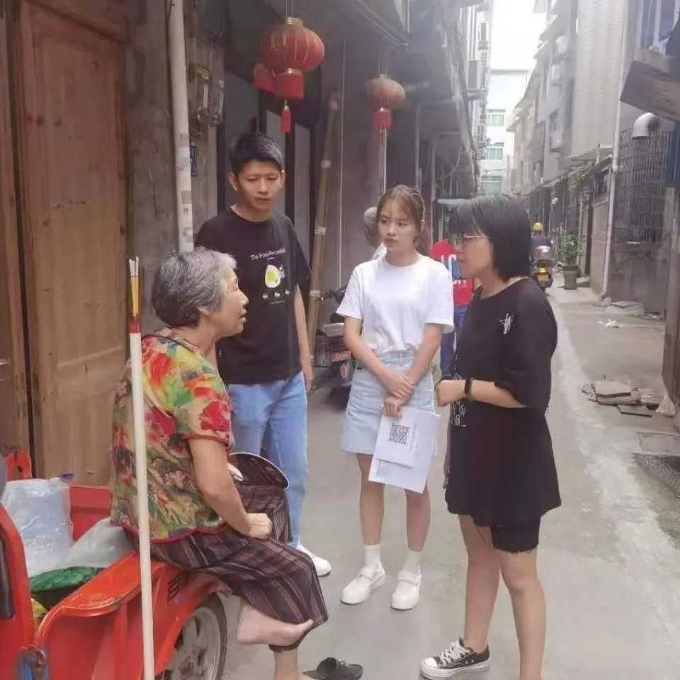 96歲老人主動接種新冠病毒疫苗，你還等什么？