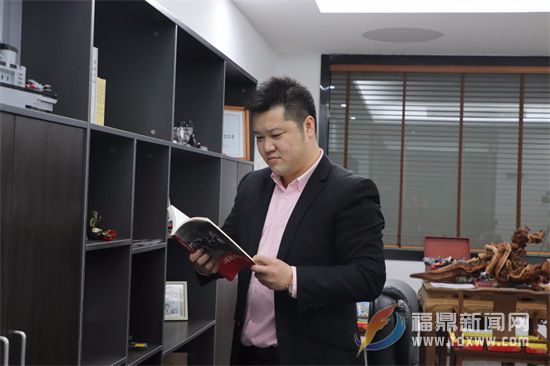 政協委員風采——高?。褐燮髽I高質量發展，心系青少年健康成長