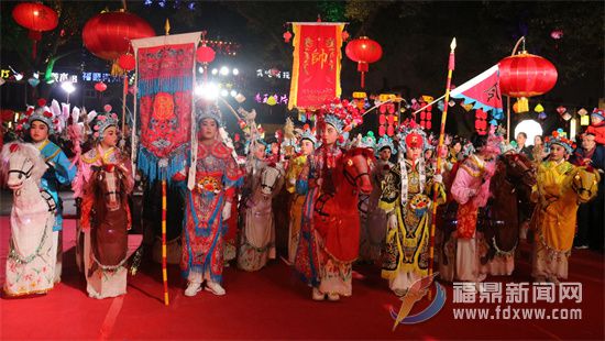央視小春晚《東西南北賀新春》溪西美食街拍攝點完成彩排，進入拍攝！