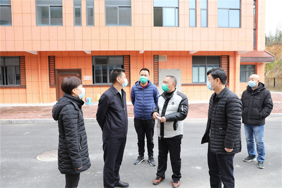 市委書記林青赴隔離點開展節前慰問活動