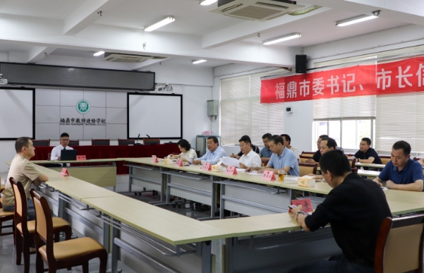 我市開展“市委書記、市長信訪接待日”活動