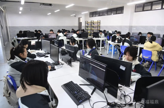 國漫爆火！看福鼎職中如何打造動漫人才→